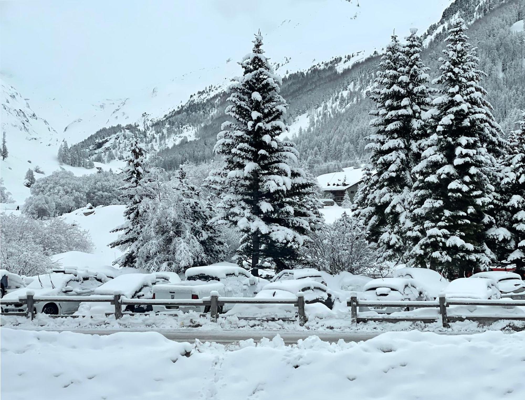 Les Barmettes Appart Renove Avec Vue, Parking Et Skis Aux Pieds Val-d'Isere Exterior photo